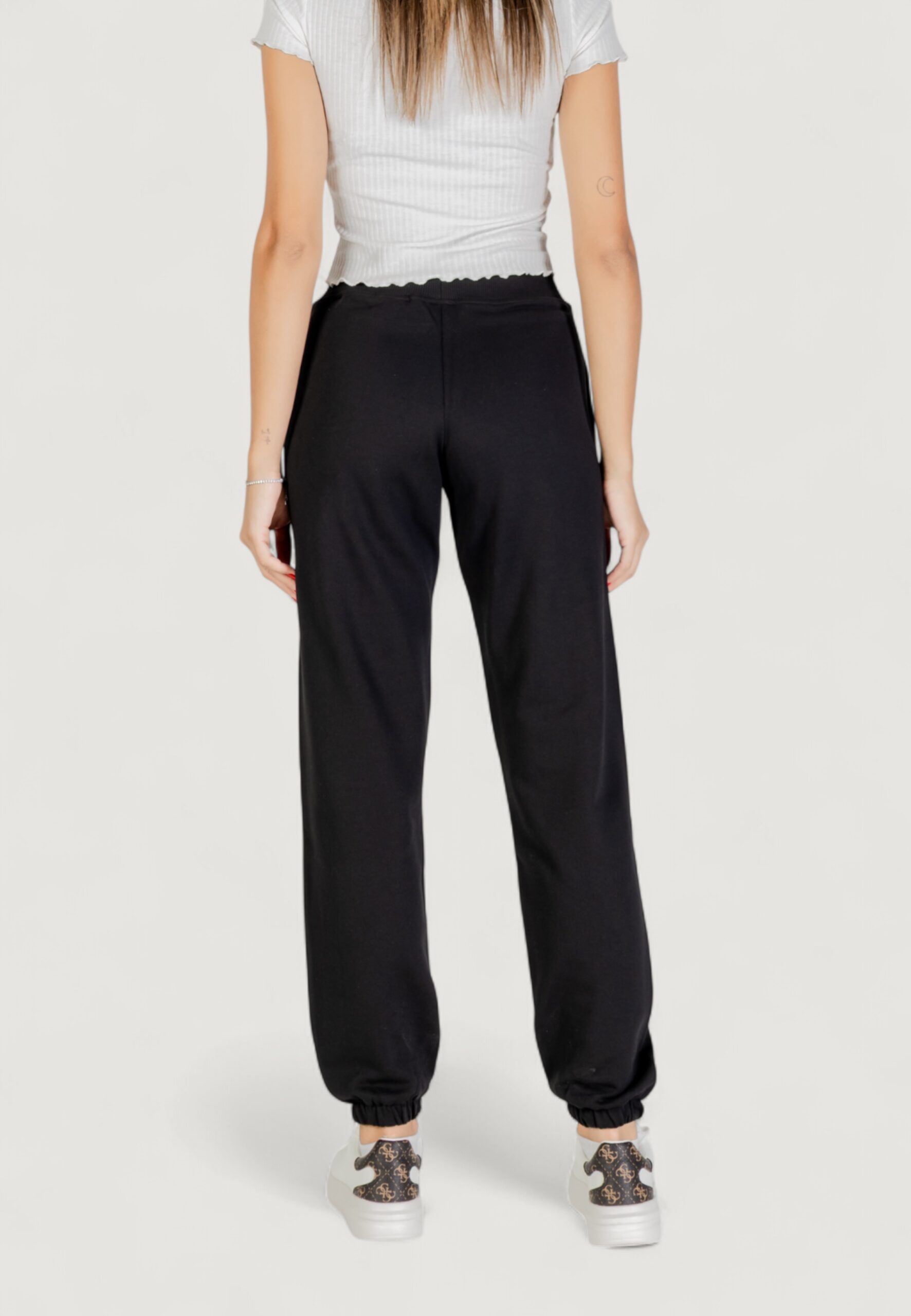 Pantaloni sportivi Guess Active primula rhinestones jogger Nero - Foto 5