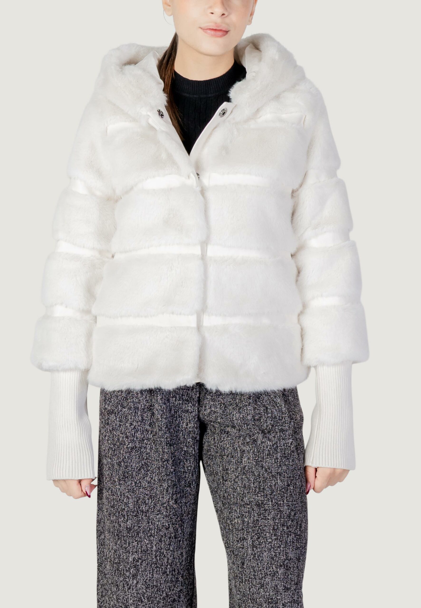 Pelliccia ecologica Choral Bianco - Foto 5