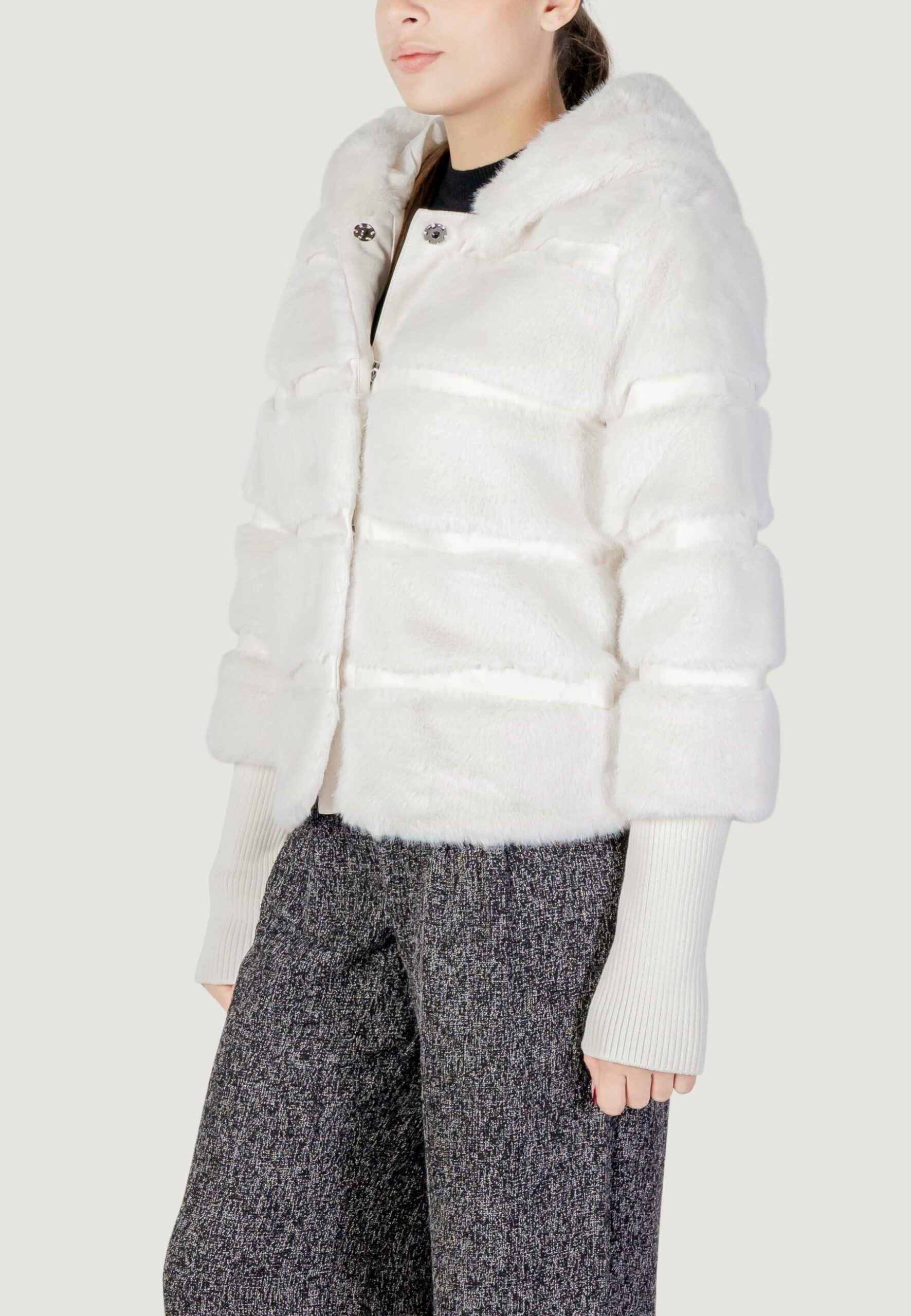 Pelliccia ecologica Choral Bianco - Foto 4