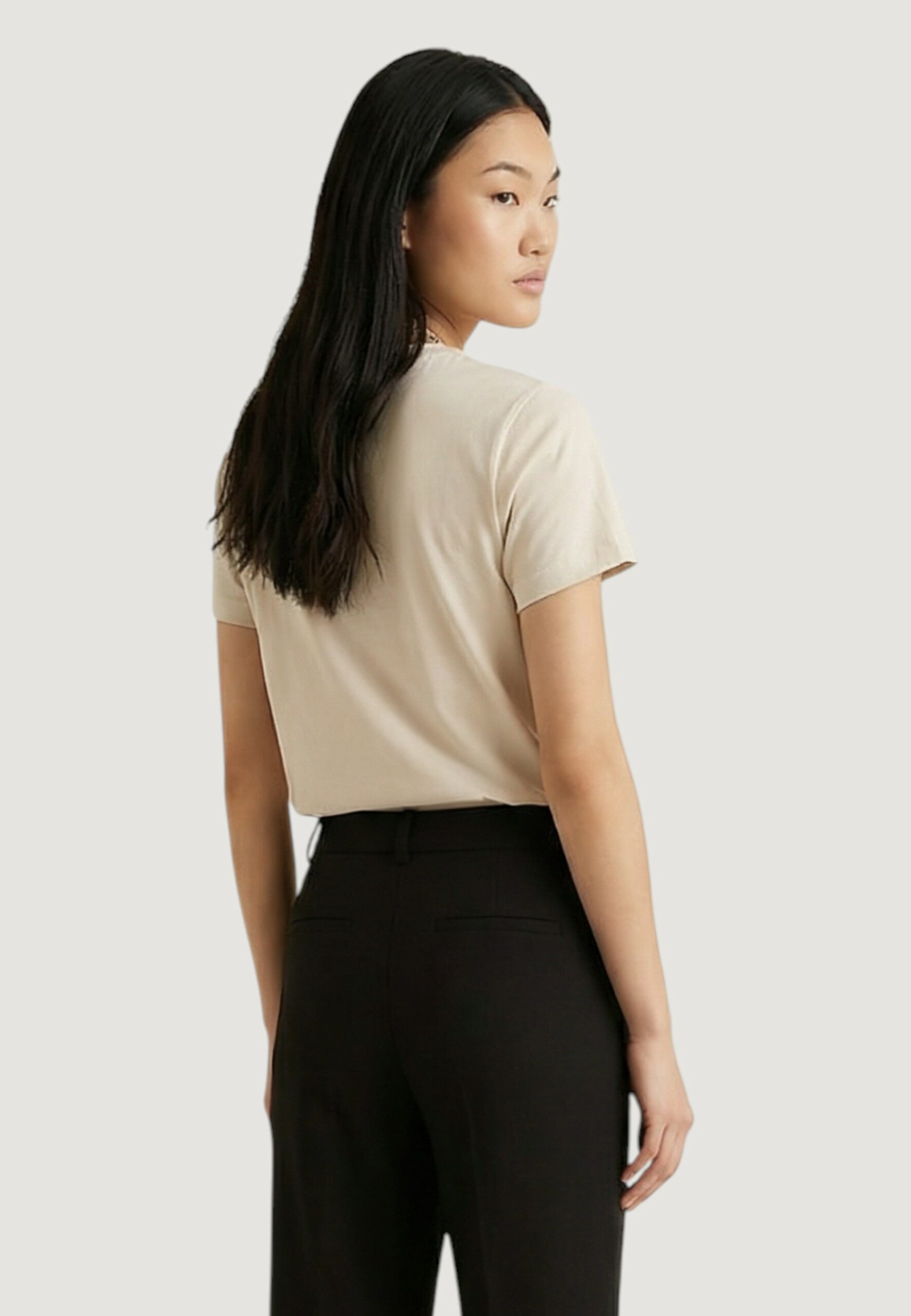 T-shirt Guess steffi cn ss t-shirt Avorio - Foto 3