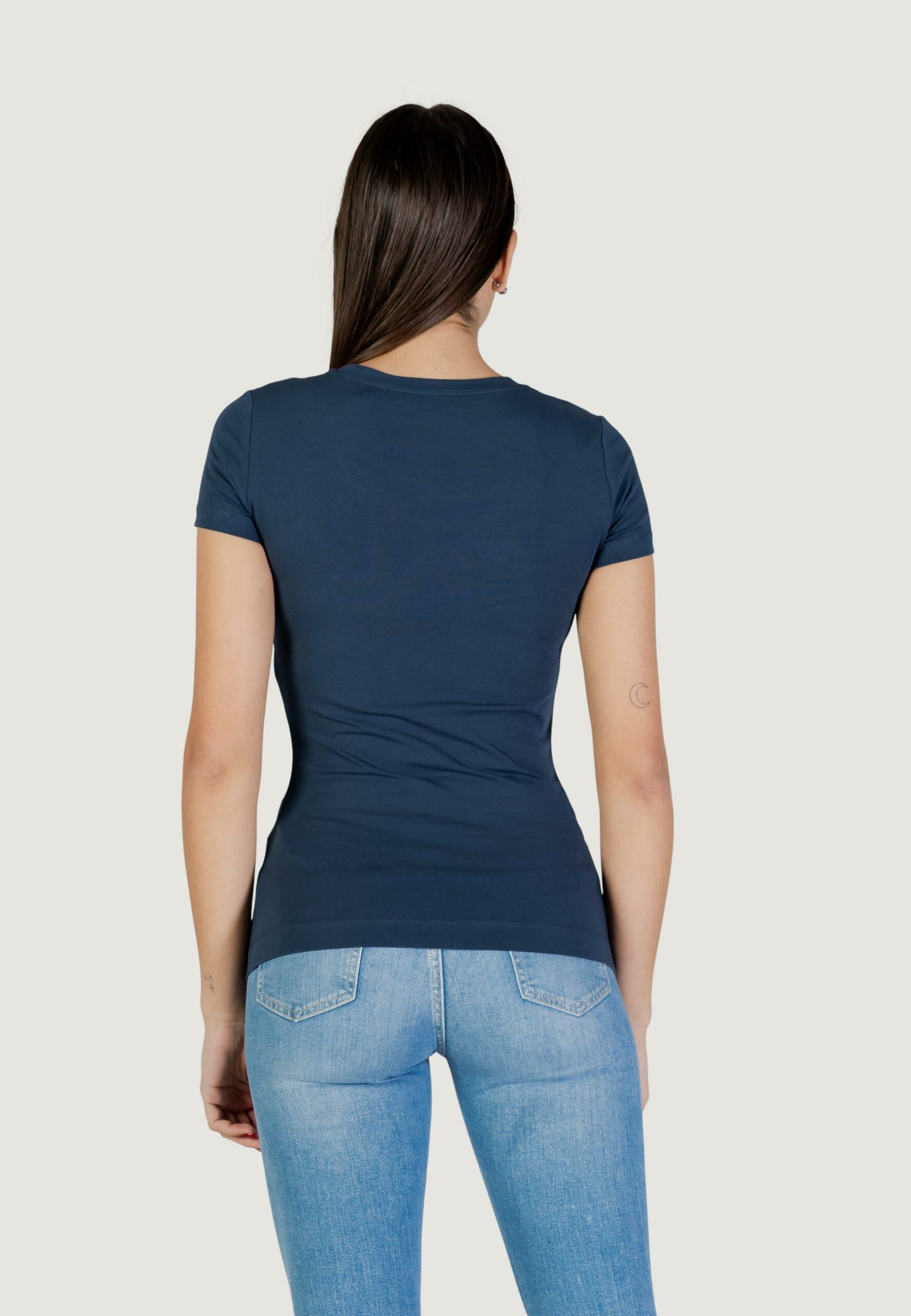 T-shirt Guess ss cn guess script tee Blue scuro - Foto 4