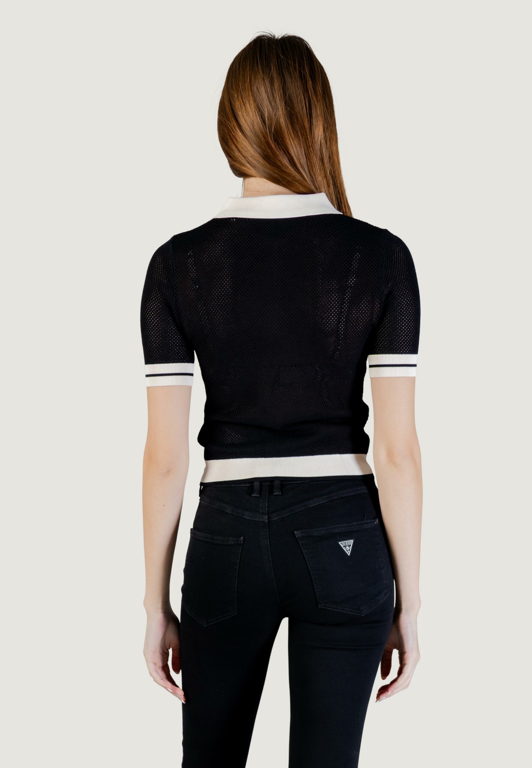 Maglia in filo manica corta Guess Active gabry ss cropped polo swtr Nero - Foto 4