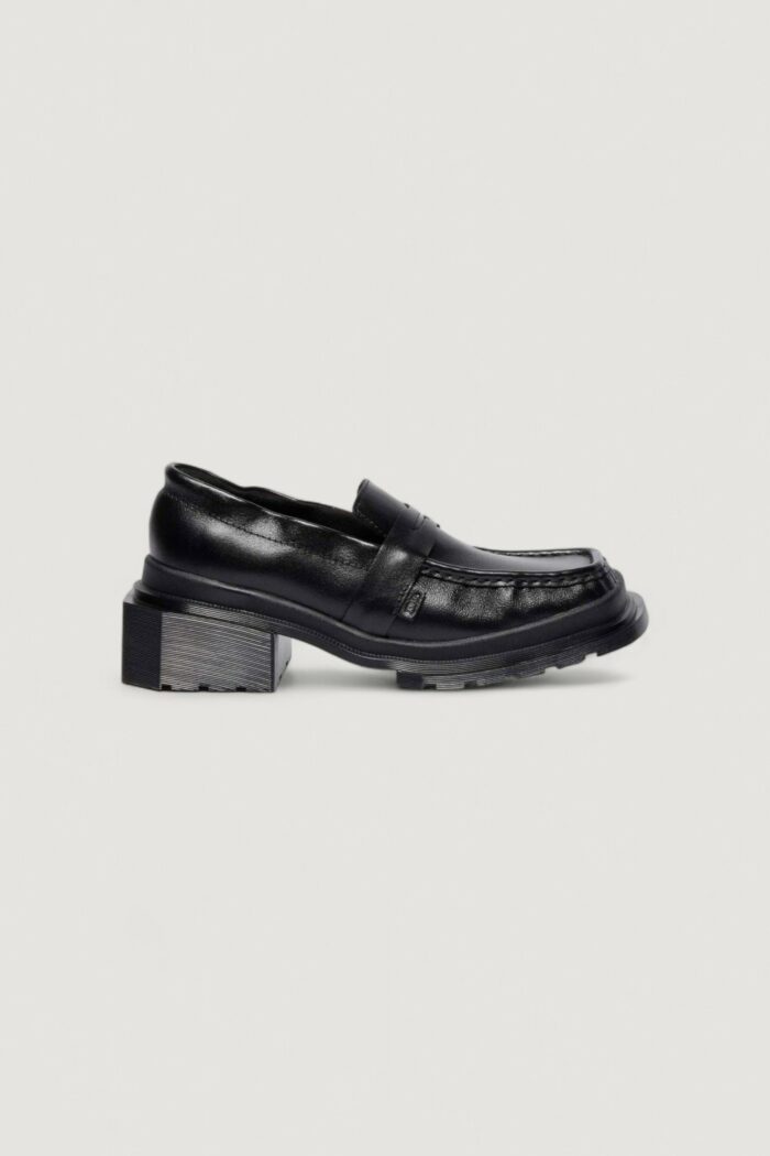 Scarpe basse Dr. Martens maybole loafer milled gloss Nero